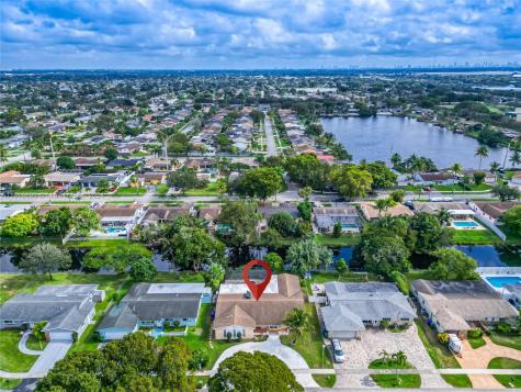 721 NW 93rd Avenue Pembroke Pines FL 33024