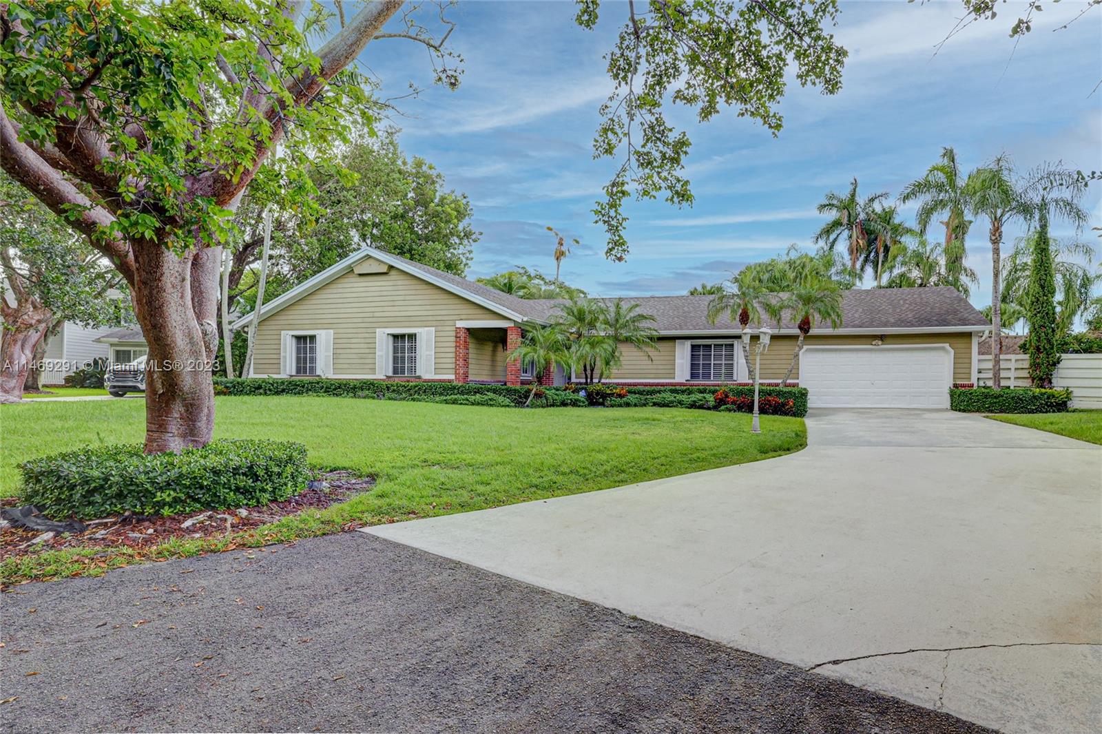 14843 SW 148th Street Circle Miami FL 33196