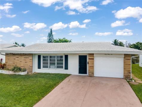 6710 NW 70th Street Tamarac FL 33321