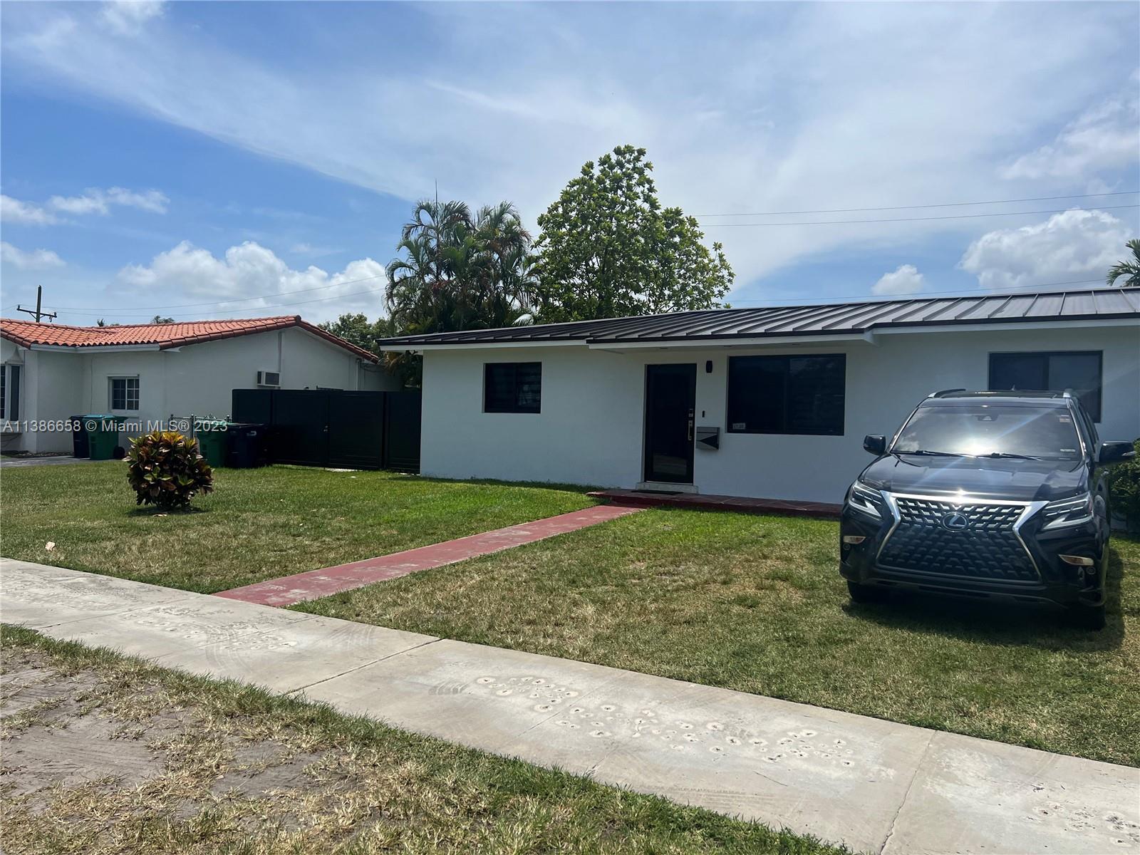 1700 SW 97th Court Miami FL 33165