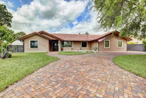 18871 SW 294th Terrace Homestead FL 33030