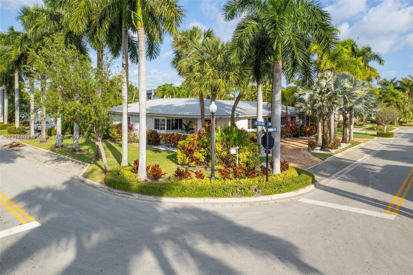 9700 Broadview Terrace Bay Harbor Islands FL 33154