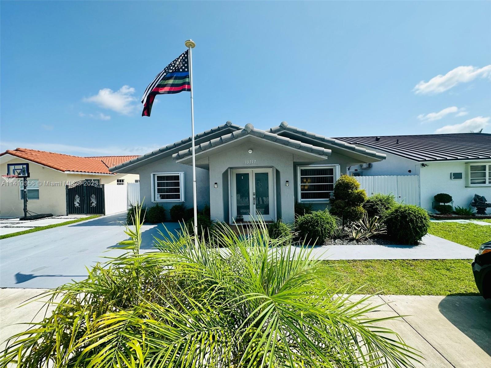 13717 SW 21st Terrace Miami FL 33175