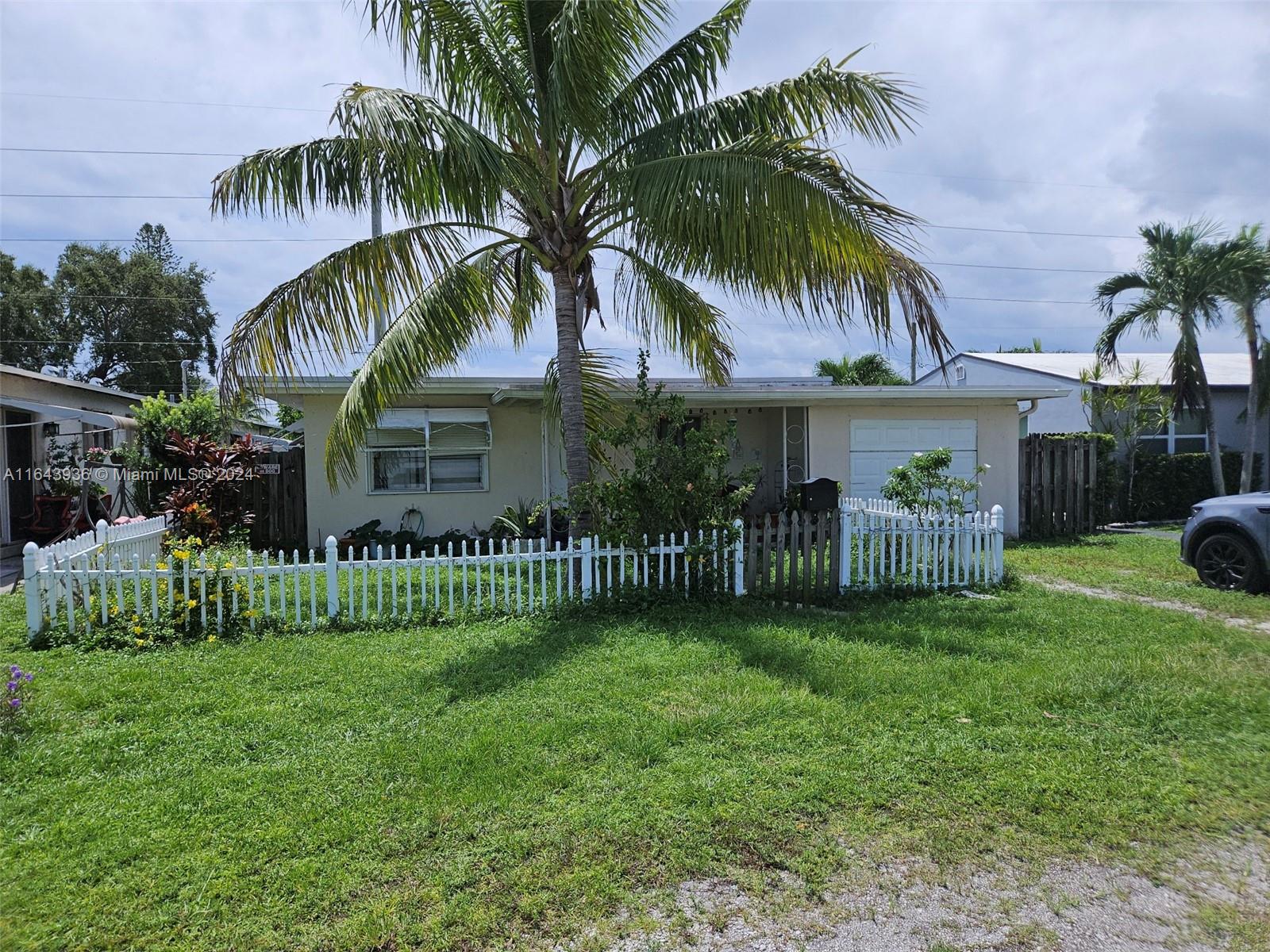 2434 Cleveland Street Hollywood FL 33020