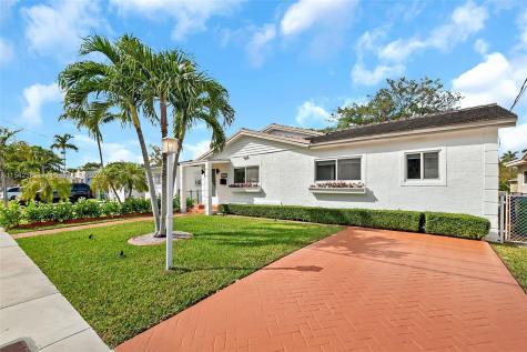 2521 SW 25th Terrace Miami FL 33133