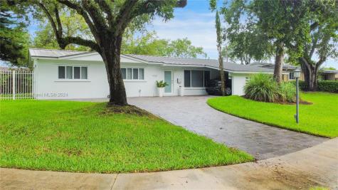 9730 SW 76th Street Miami FL 33173