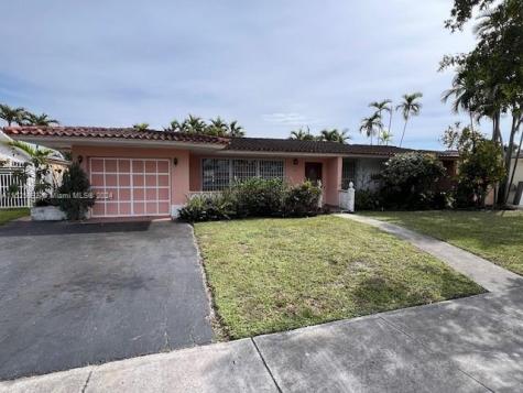 8253 W 14th Court Hialeah FL 33014