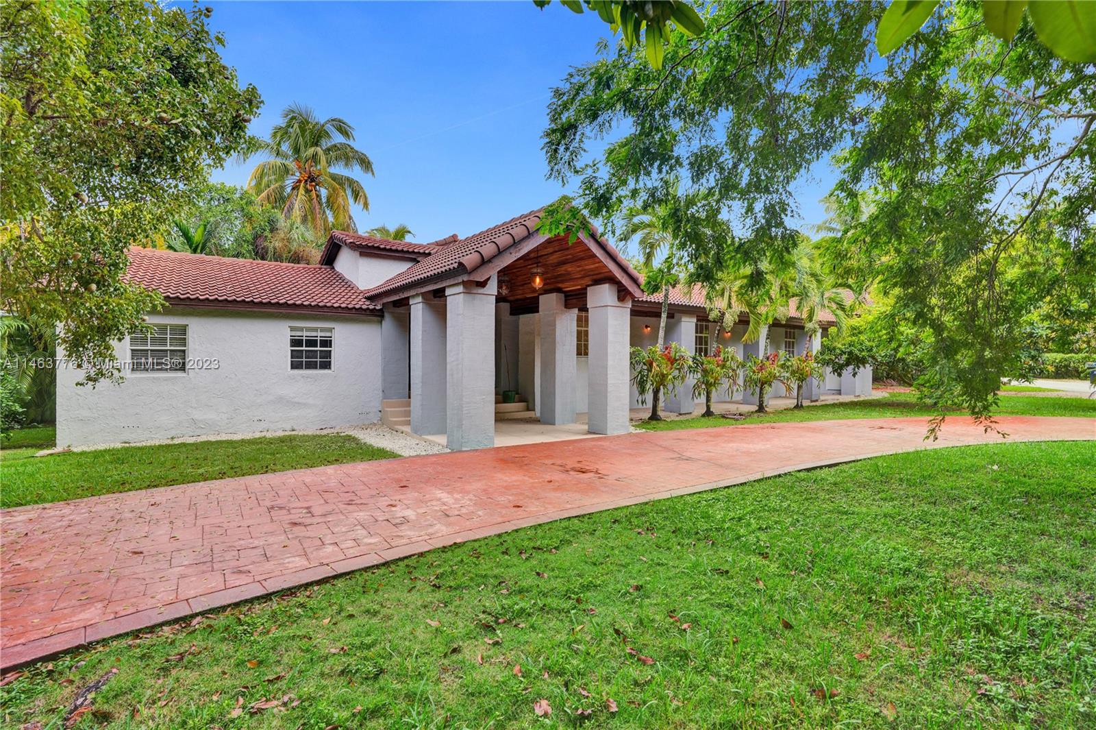 7511 SW 67th Avenue South Miami FL 33143