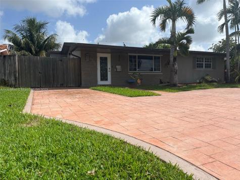 8131 NW 11th Street Pembroke Pines FL 33024