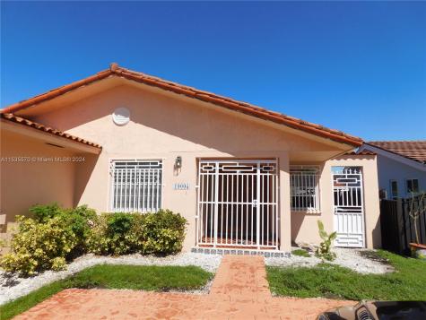 10005 SW 25th Street Miami FL 33165