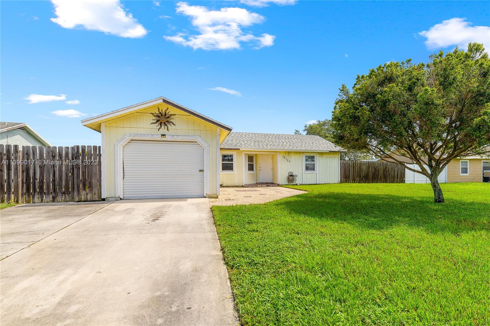 10127 Patience Lane Royal Palm Beach FL 33411