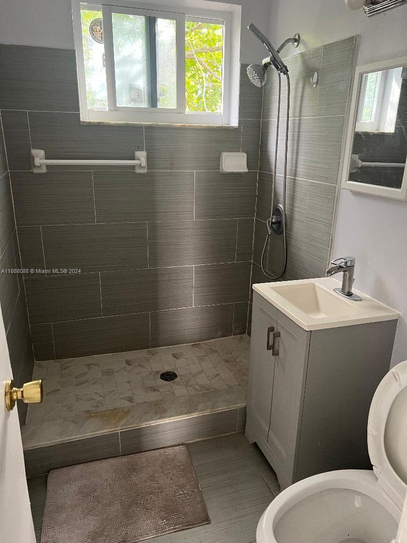2419 Lincoln Street Hollywood FL 33020