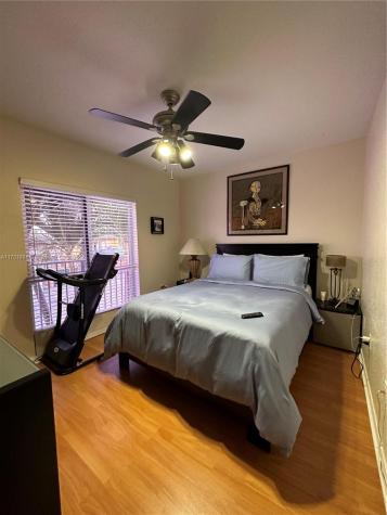 425 E 3rd Avenue Hialeah FL 33010
