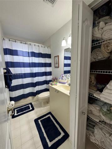 425 E 3rd Avenue Hialeah FL 33010