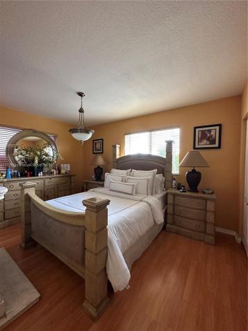 425 E 3rd Avenue Hialeah FL 33010