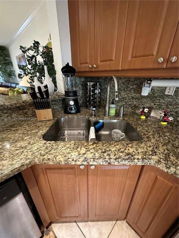 425 E 3rd Avenue Hialeah FL 33010