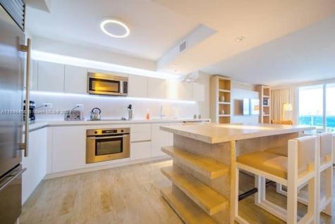 102 24th Street Miami Beach FL 33139