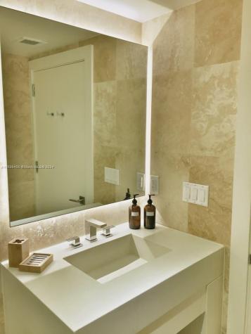 102 24th Street Miami Beach FL 33139