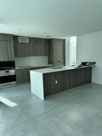 17550 Collins Avenue Sunny Isles Beach FL 33160