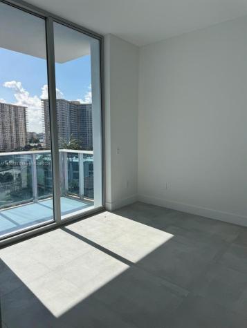 17550 Collins Avenue Sunny Isles Beach FL 33160