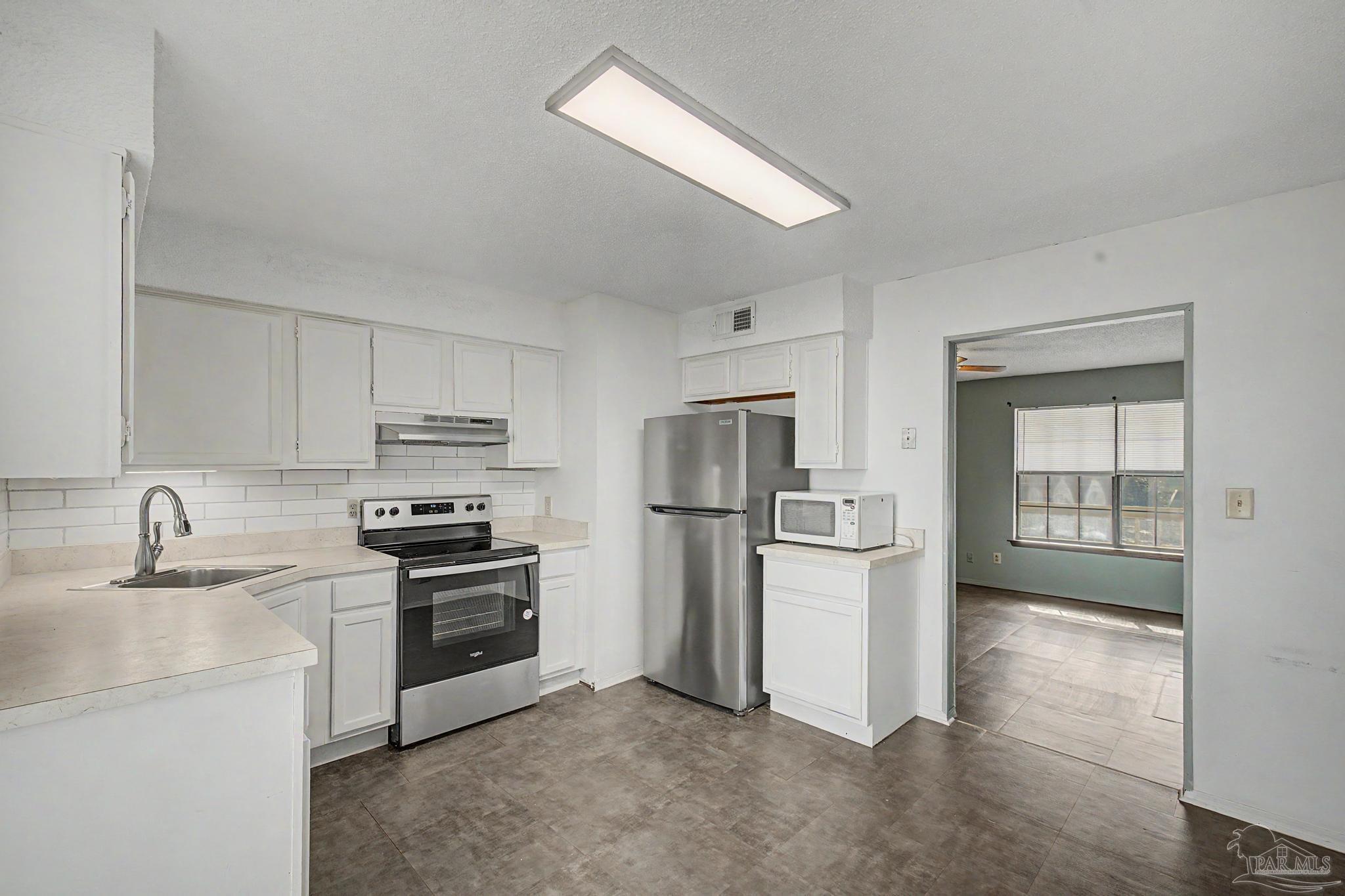 2811 Langley Ave # 215 Pensacola FL 32504