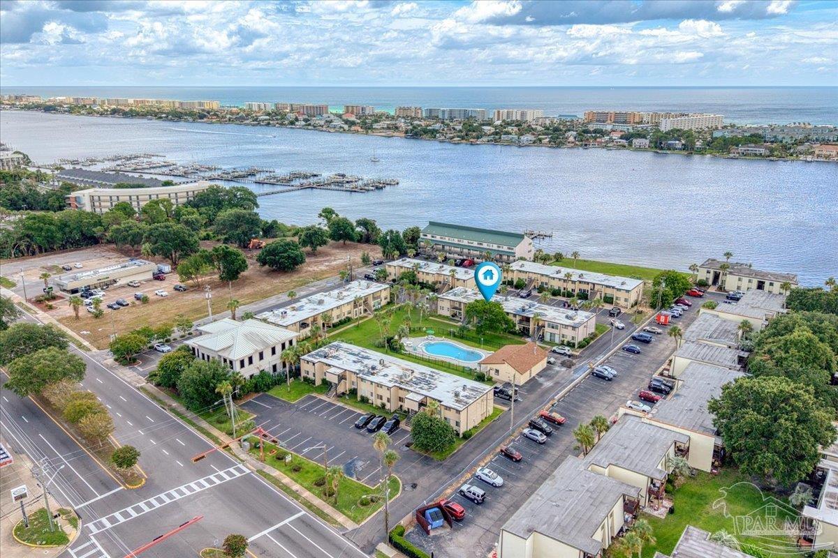 300 NW Miracle Strip Pkwy S.w. # 3b Ft Walton Beach FL 32548