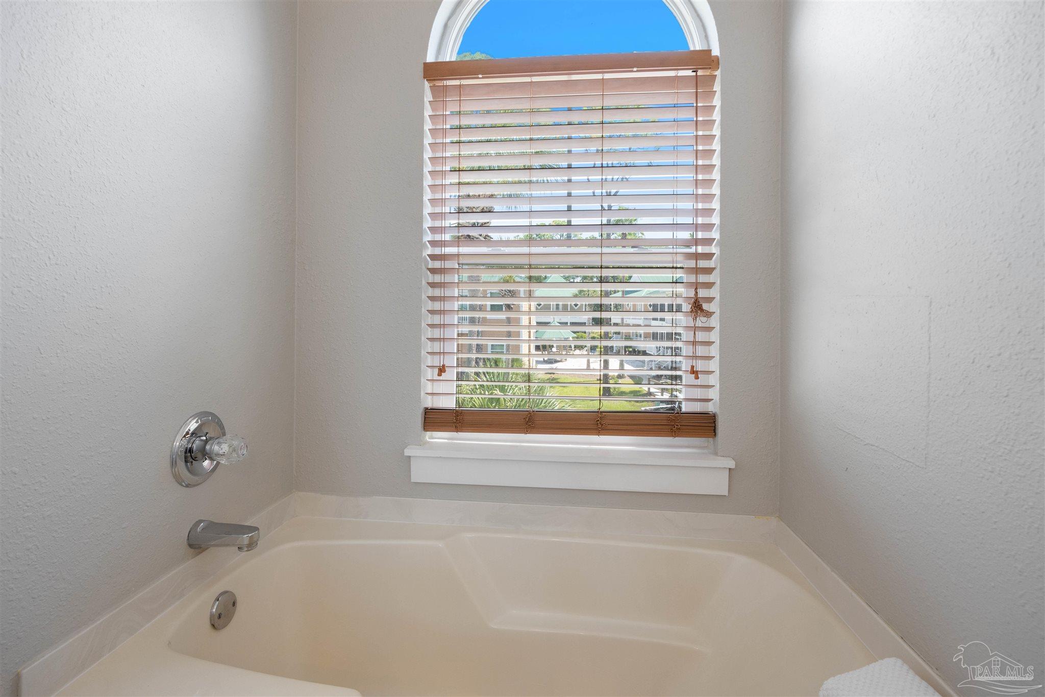 13555 Perdido Key Dr # B8 Pensacola FL 32507