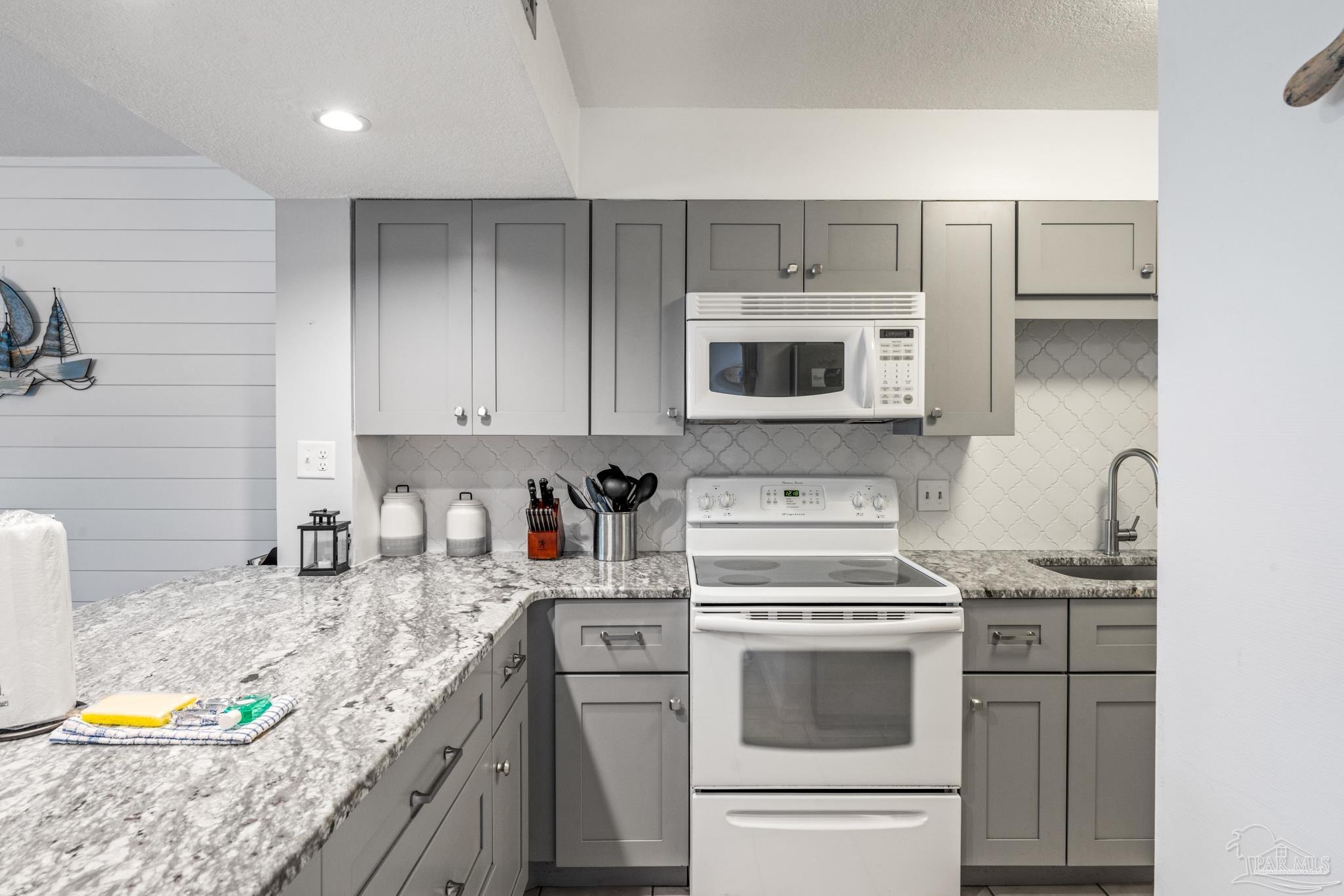 1114 Santa Rosa Blvd # 309 Ft Walton Beach FL 32548