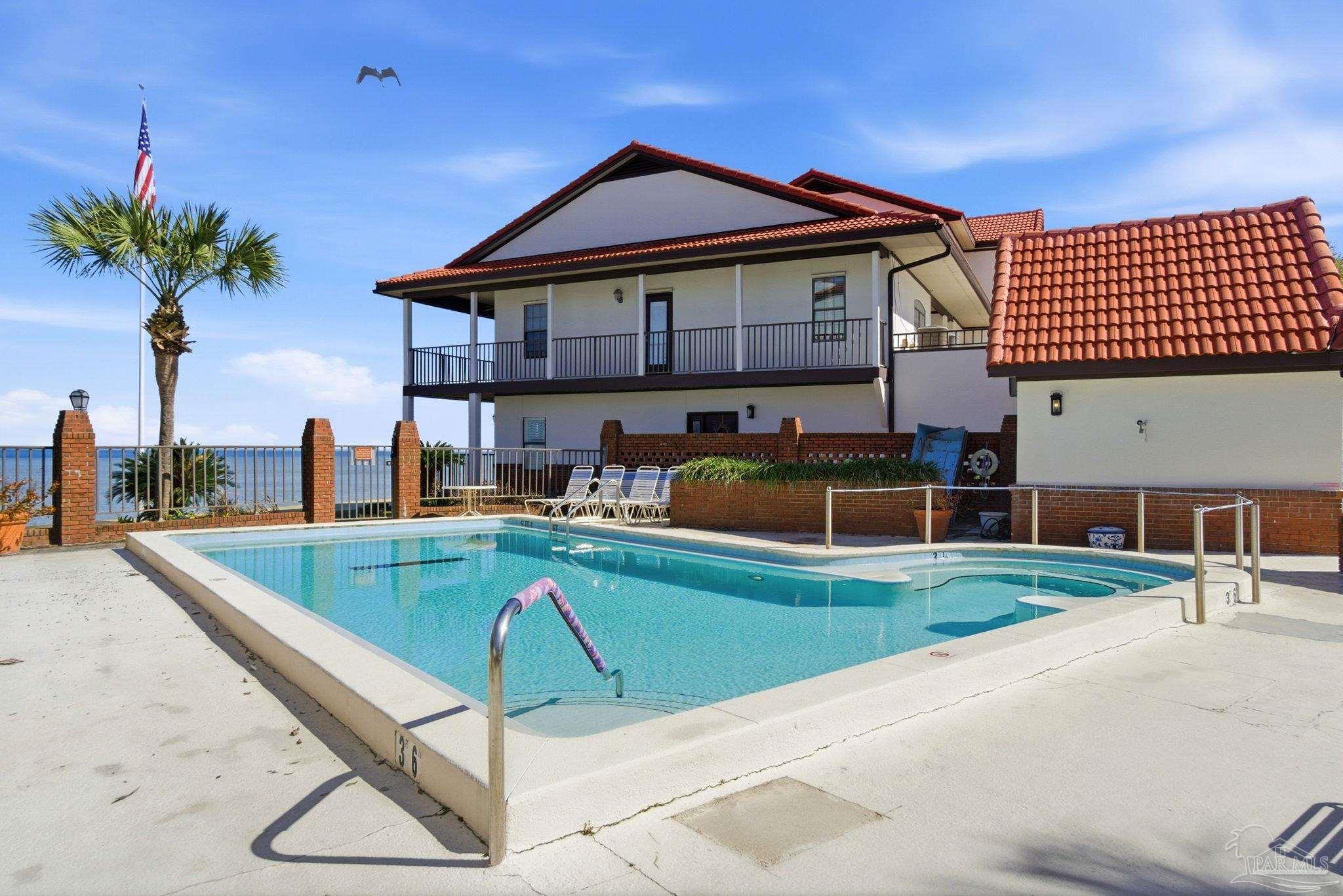 122 Baybridge Dr # K Gulf Breeze FL 32561