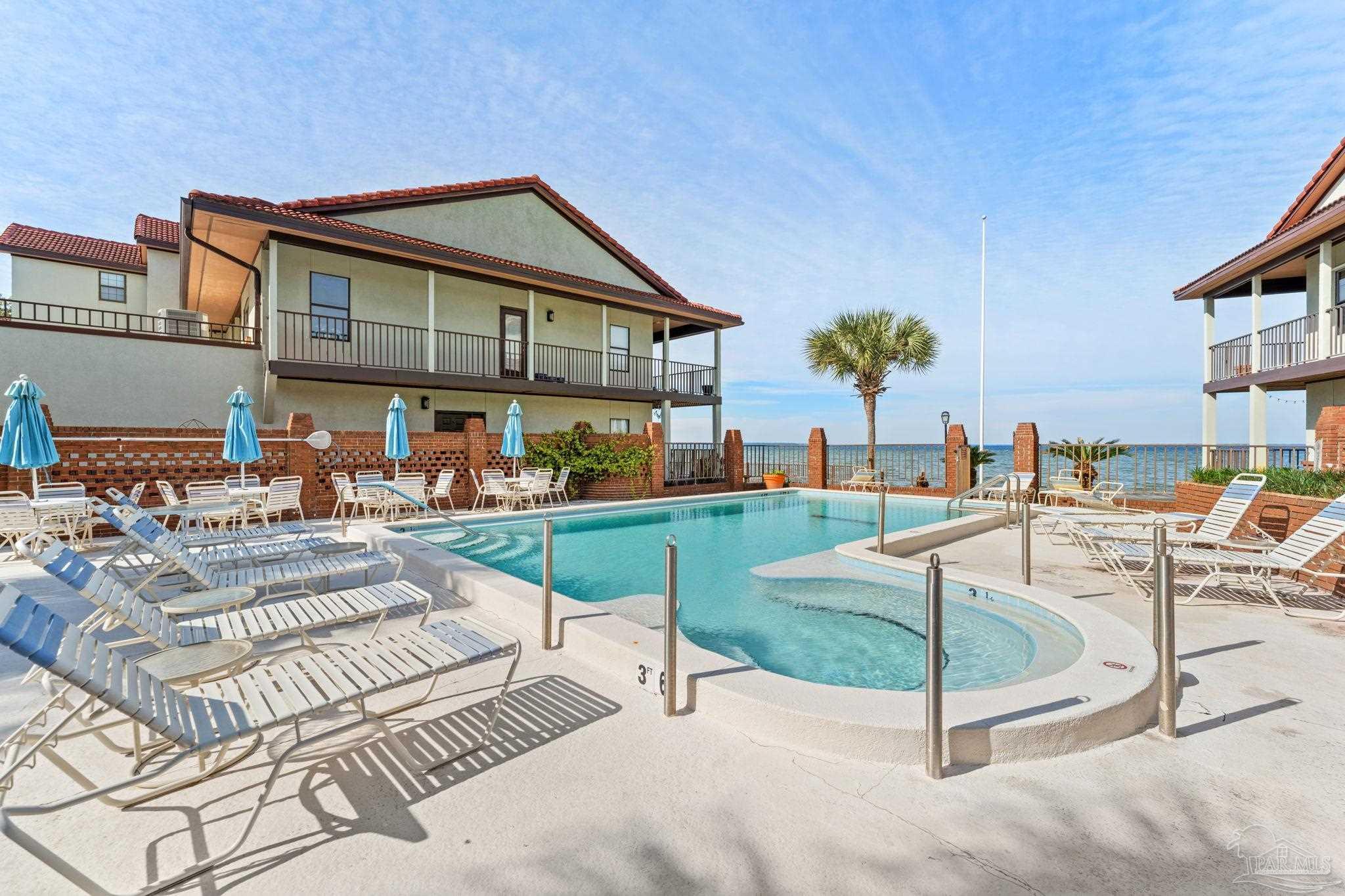 122 Baybridge Dr # K Gulf Breeze FL 32561