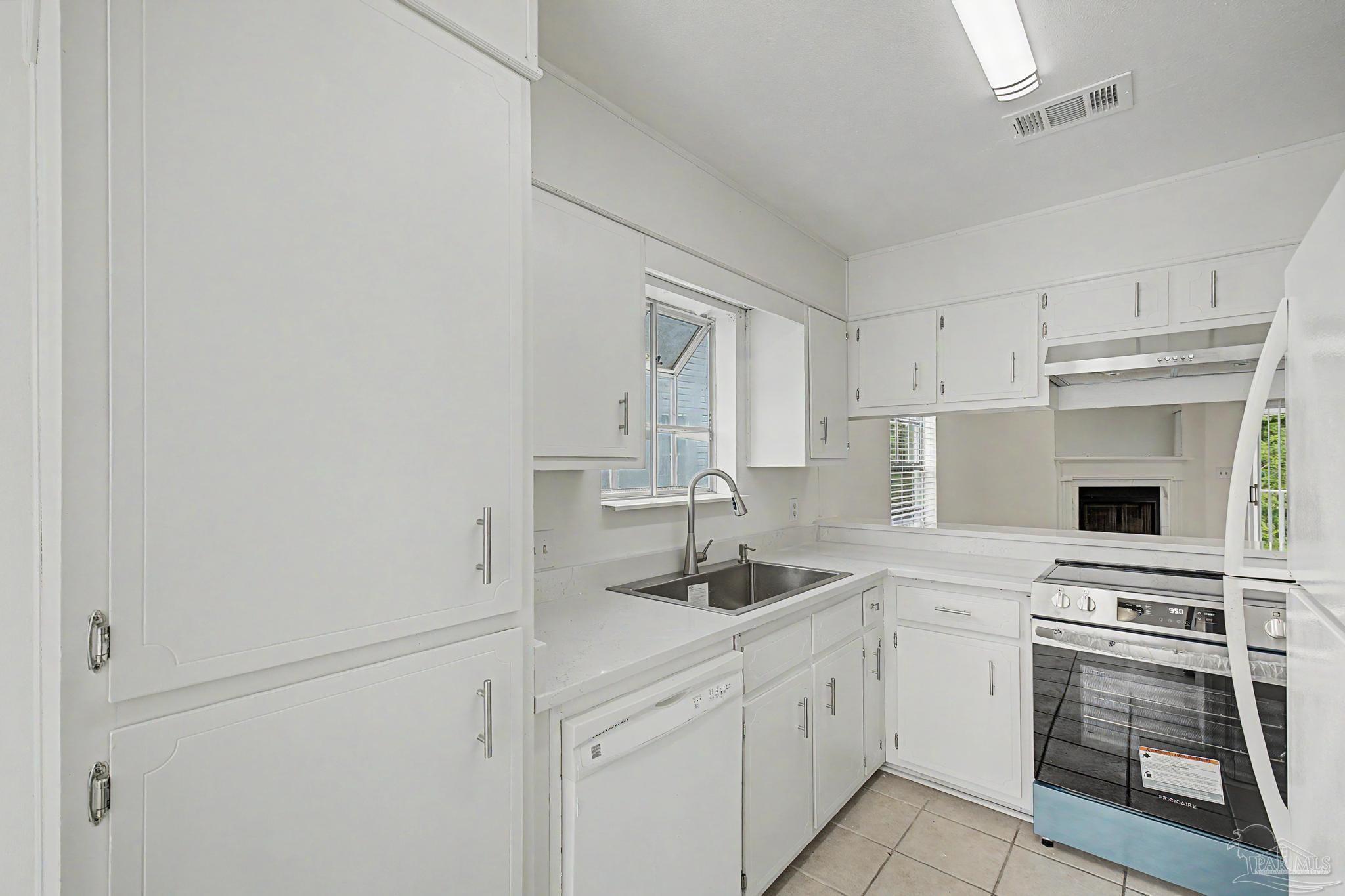 1500 E Johnson Avenue Pensacola FL 32514