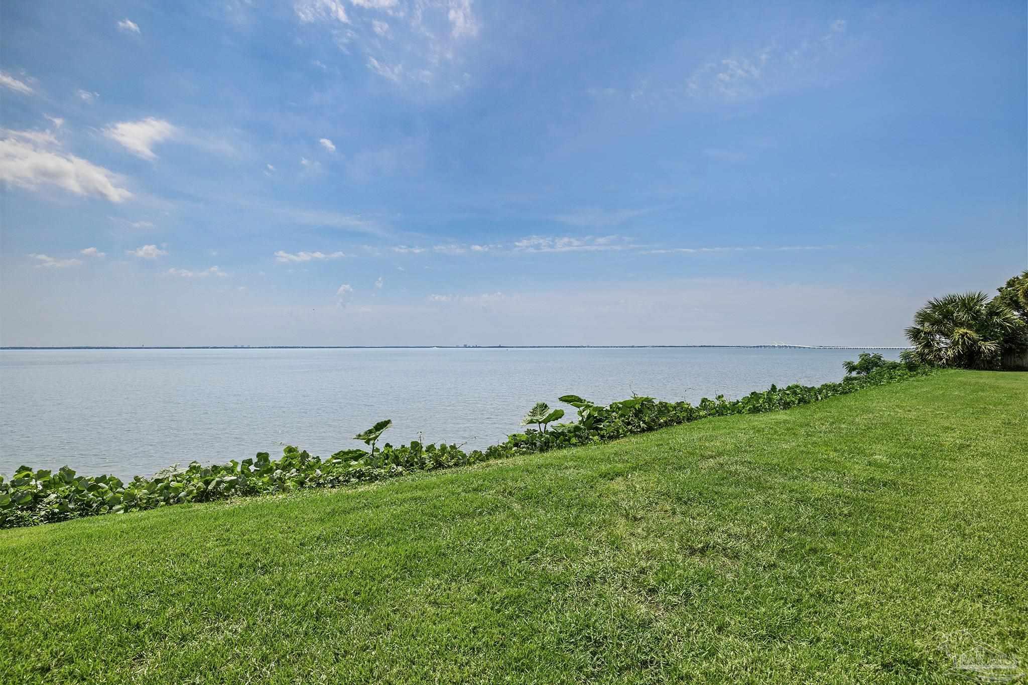 710 Scenic Hwy # 305 Pensacola FL 32503