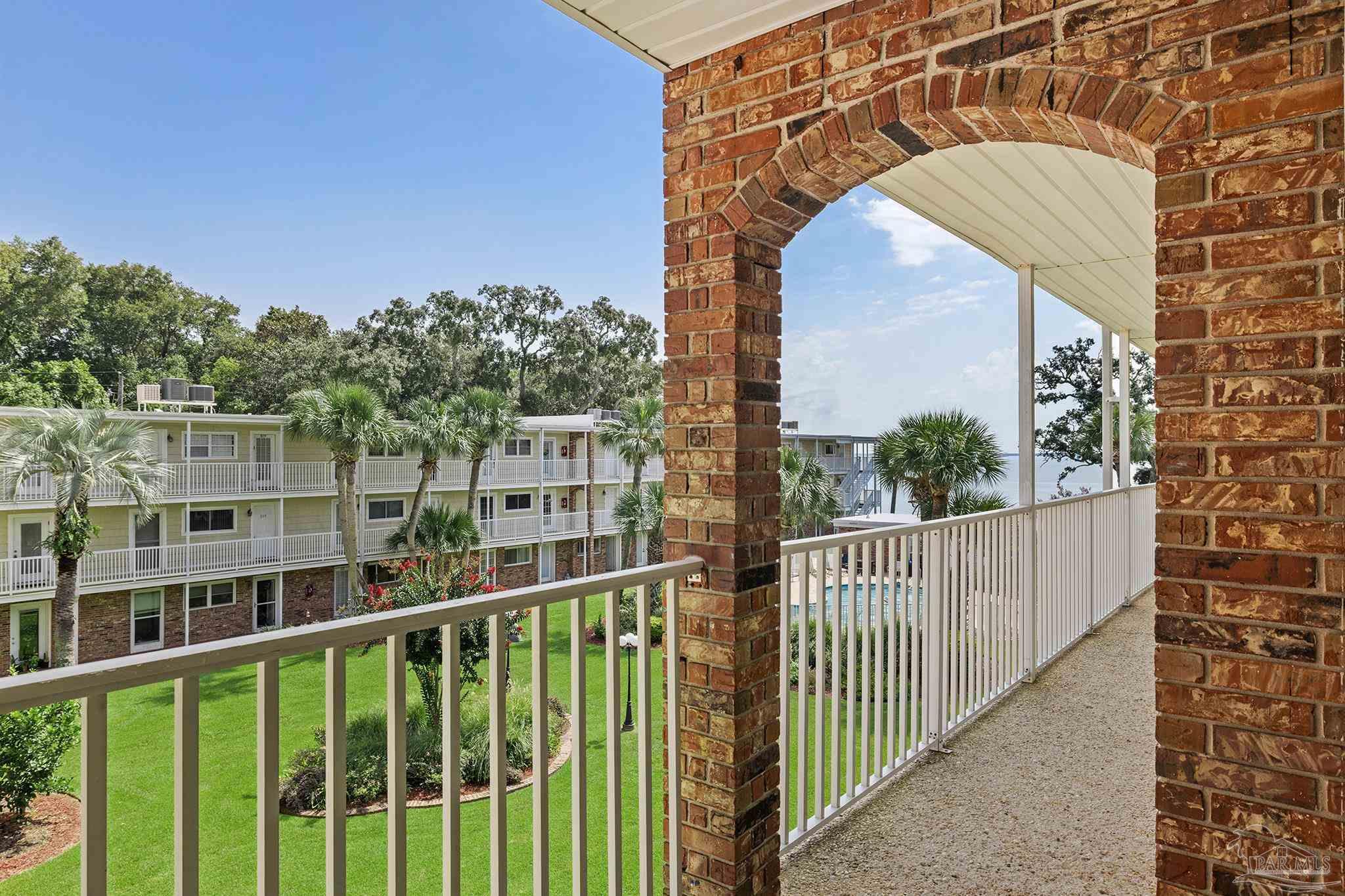 710 Scenic Hwy # 305 Pensacola FL 32503