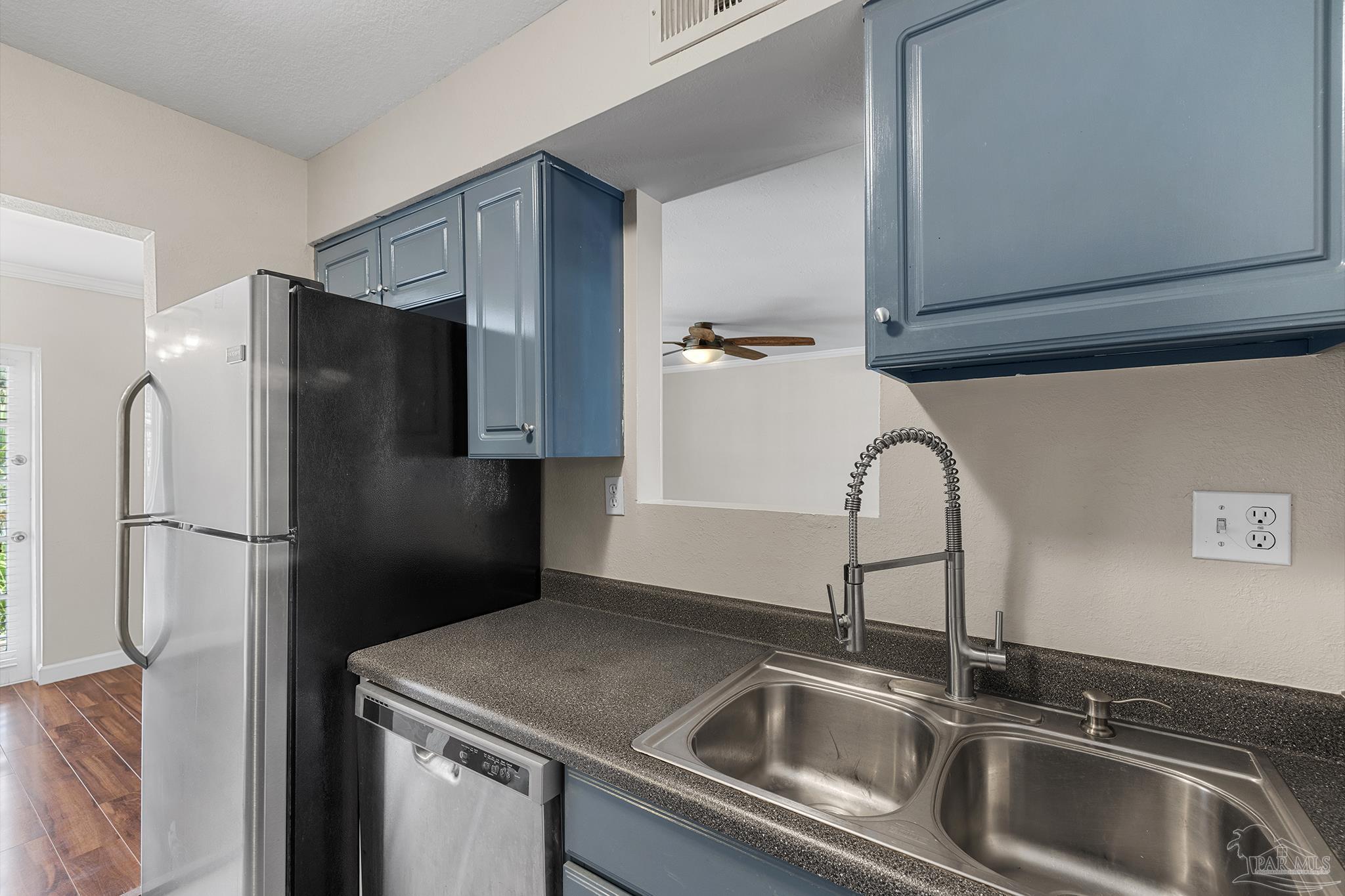 710 Scenic Hwy # 305 Pensacola FL 32503