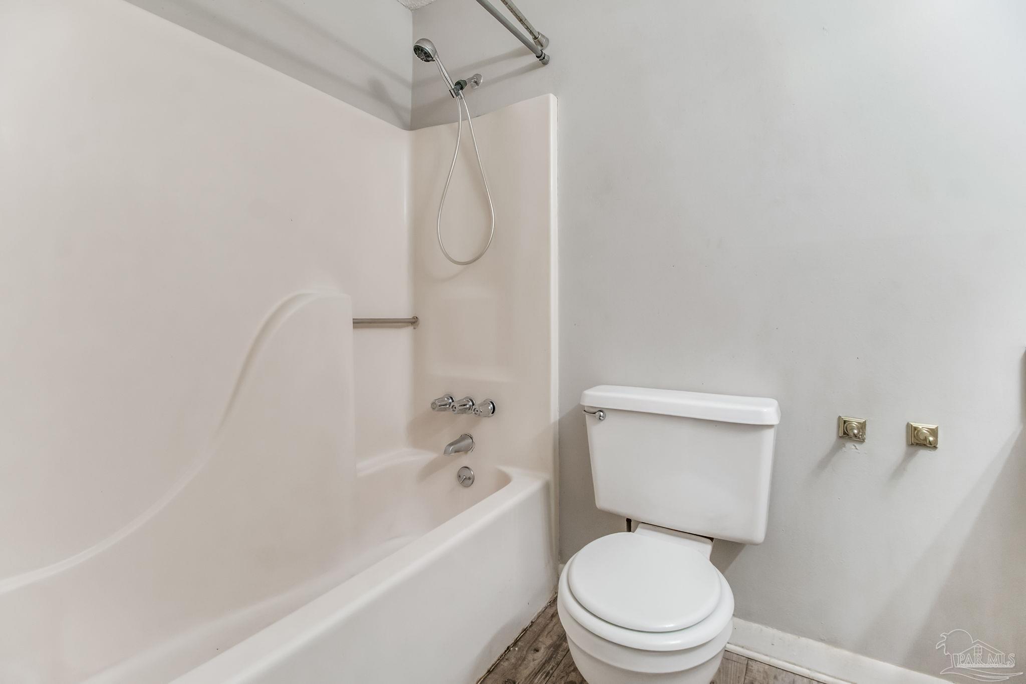 8370 Carl Dean Street # 211 Pensacola FL 32514