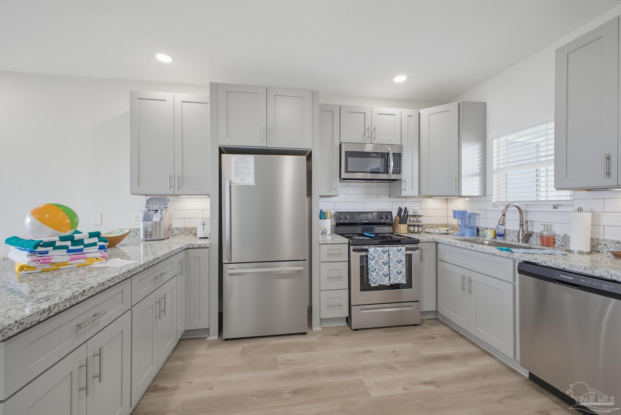 1150 Ft Pickens Rd # 6 Pensacola Beach FL 32561