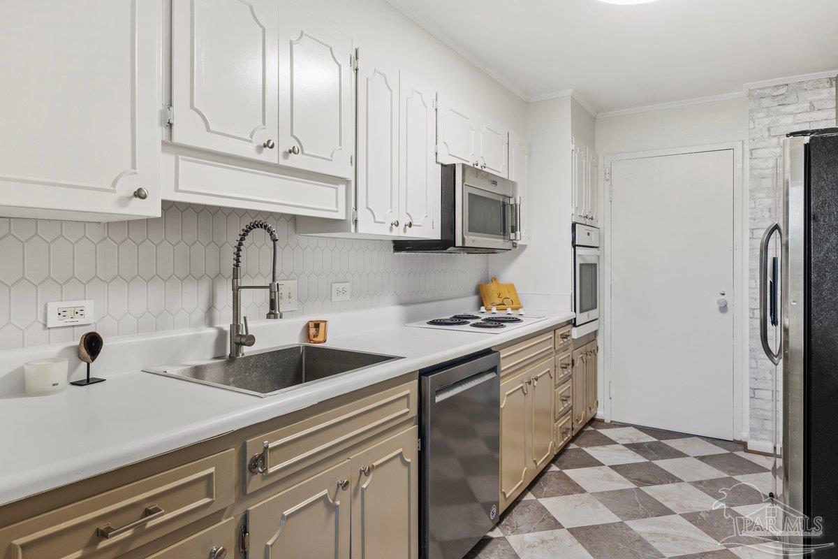 825 Bayshore Dr # 304 Pensacola FL 32507