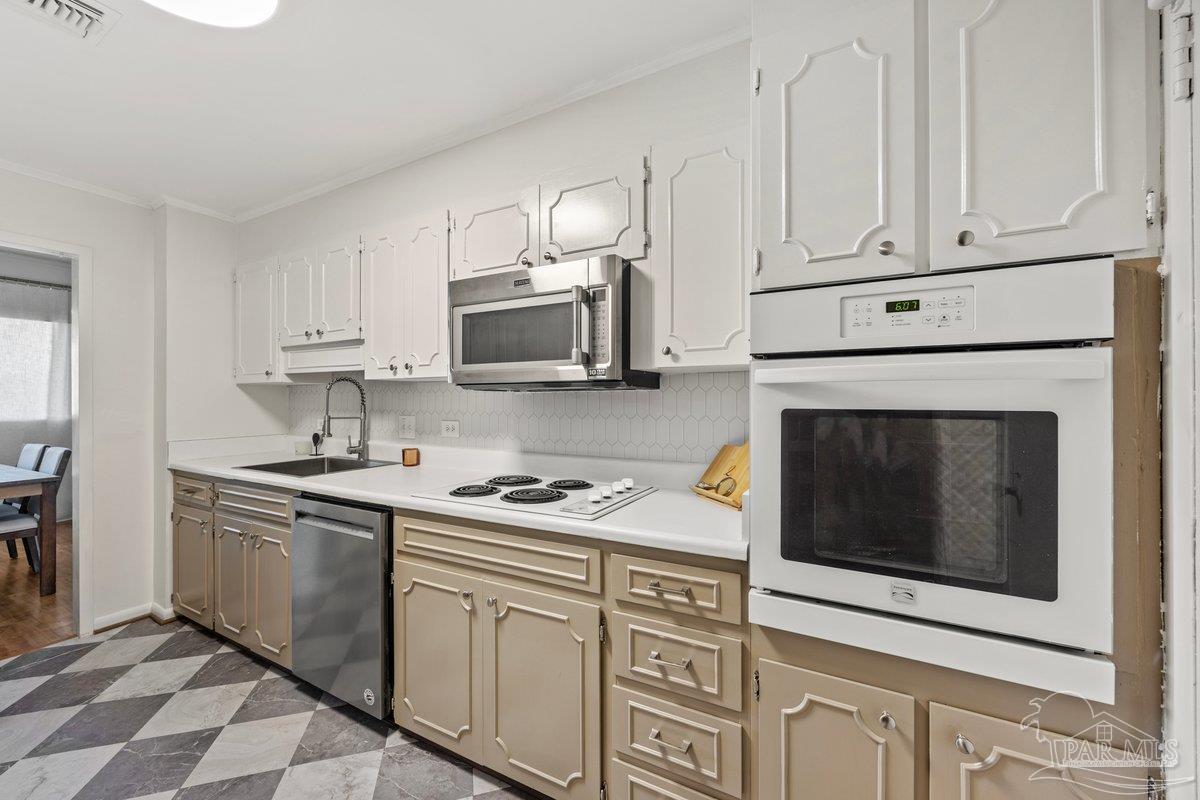 825 Bayshore Dr # 304 Pensacola FL 32507