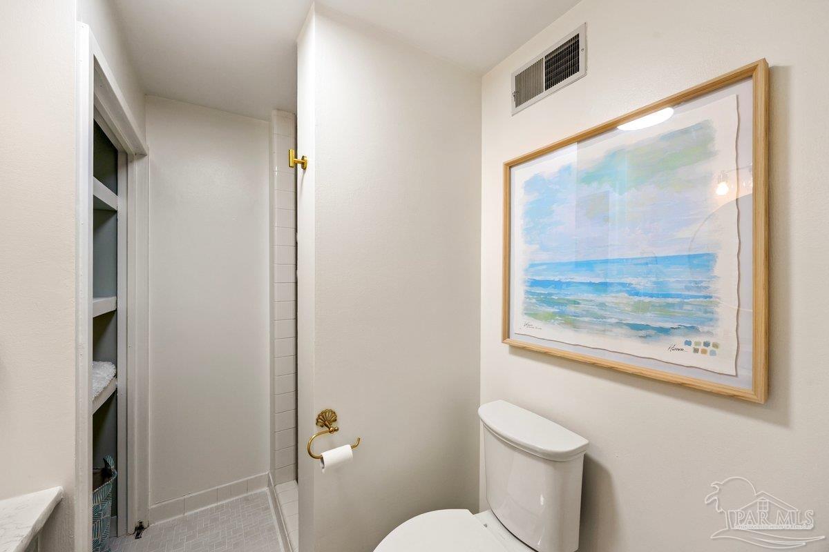 825 Bayshore Dr # 304 Pensacola FL 32507