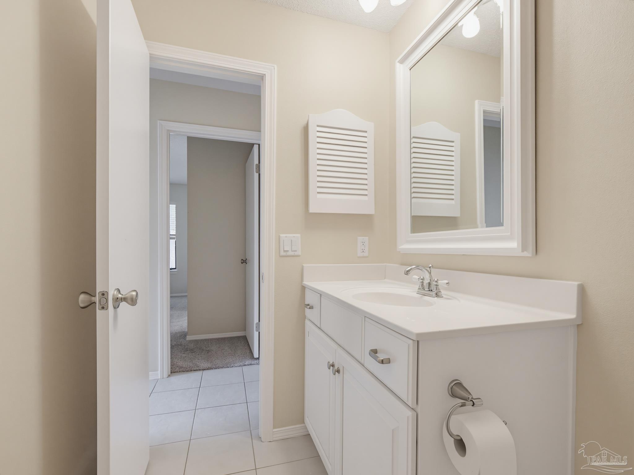 2299 Scenic Highway Pensacola FL 32503