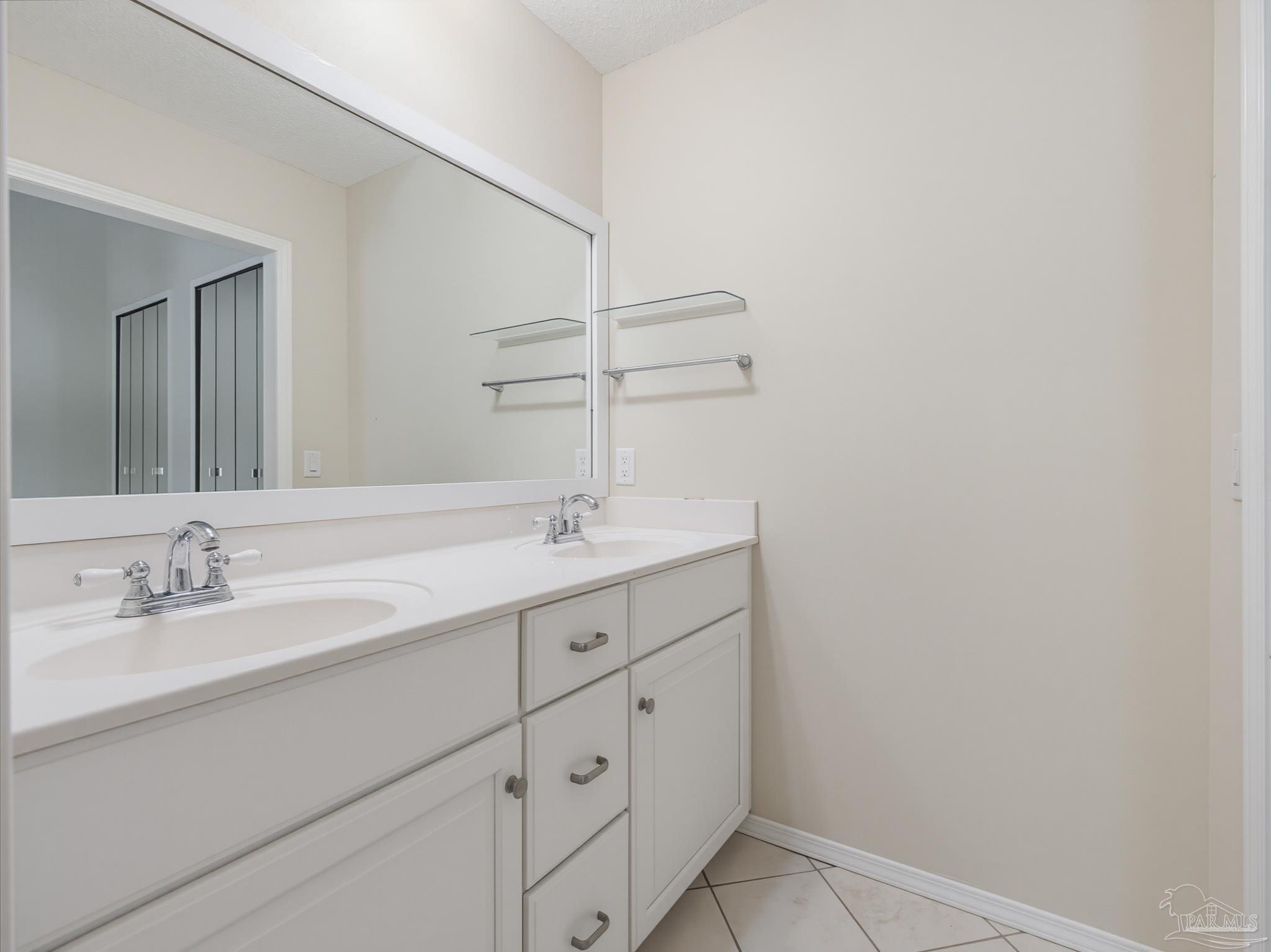 2299 Scenic Highway Pensacola FL 32503