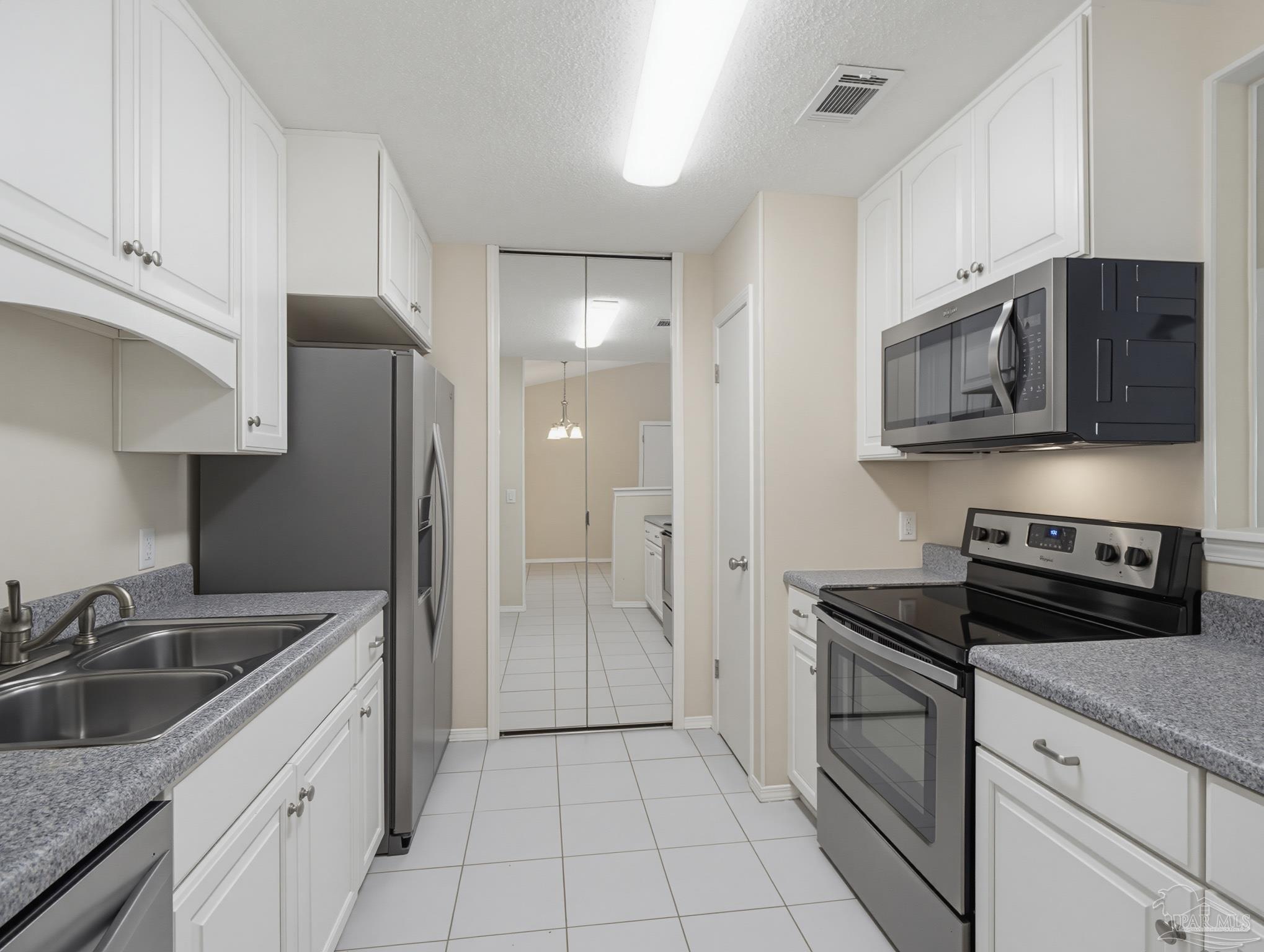 2299 Scenic Highway Pensacola FL 32503
