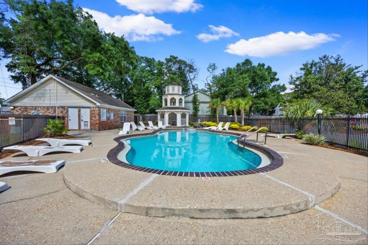 501 E Burgess Rd # F7 Pensacola FL 32504