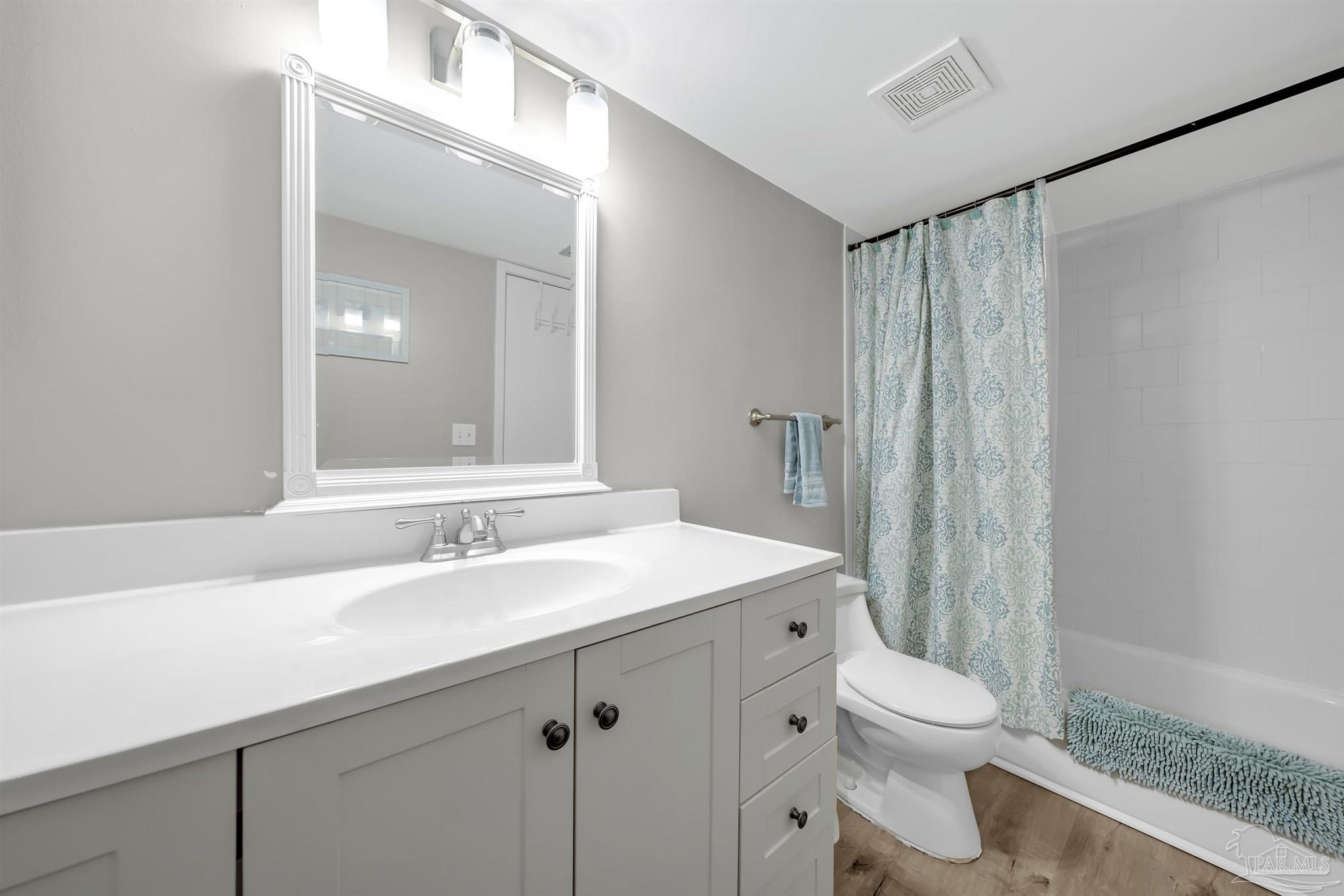 14100 River Rd # 211 Pensacola FL 32507