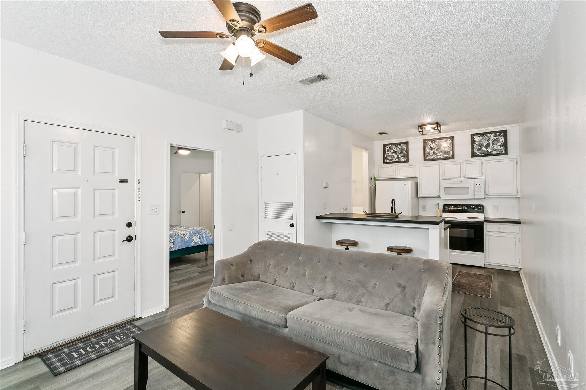 501 E Burgess Rd # F6 Pensacola FL 32504