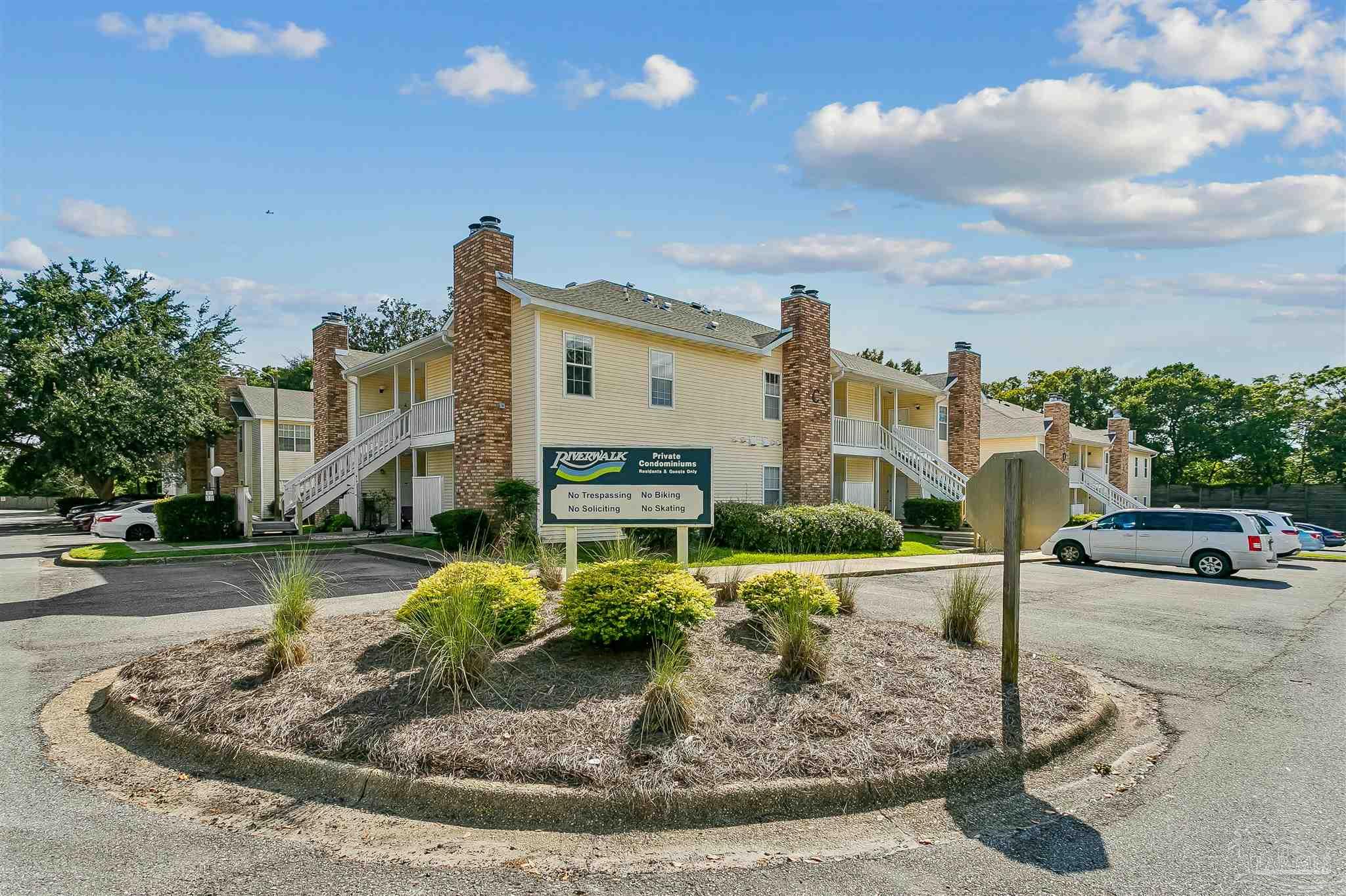 501 E Burgess Rd # F6 Pensacola FL 32504