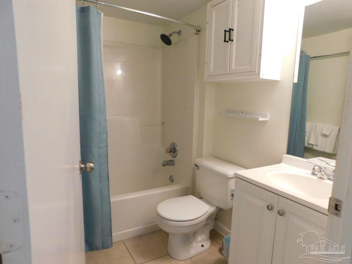 13785 Perdido Key Dr # 33 Pensacola FL 32507