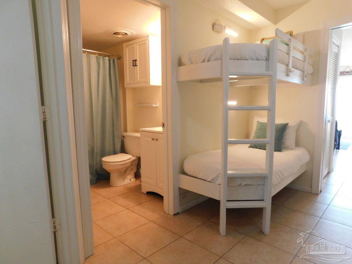 13785 Perdido Key Dr # 33 Pensacola FL 32507