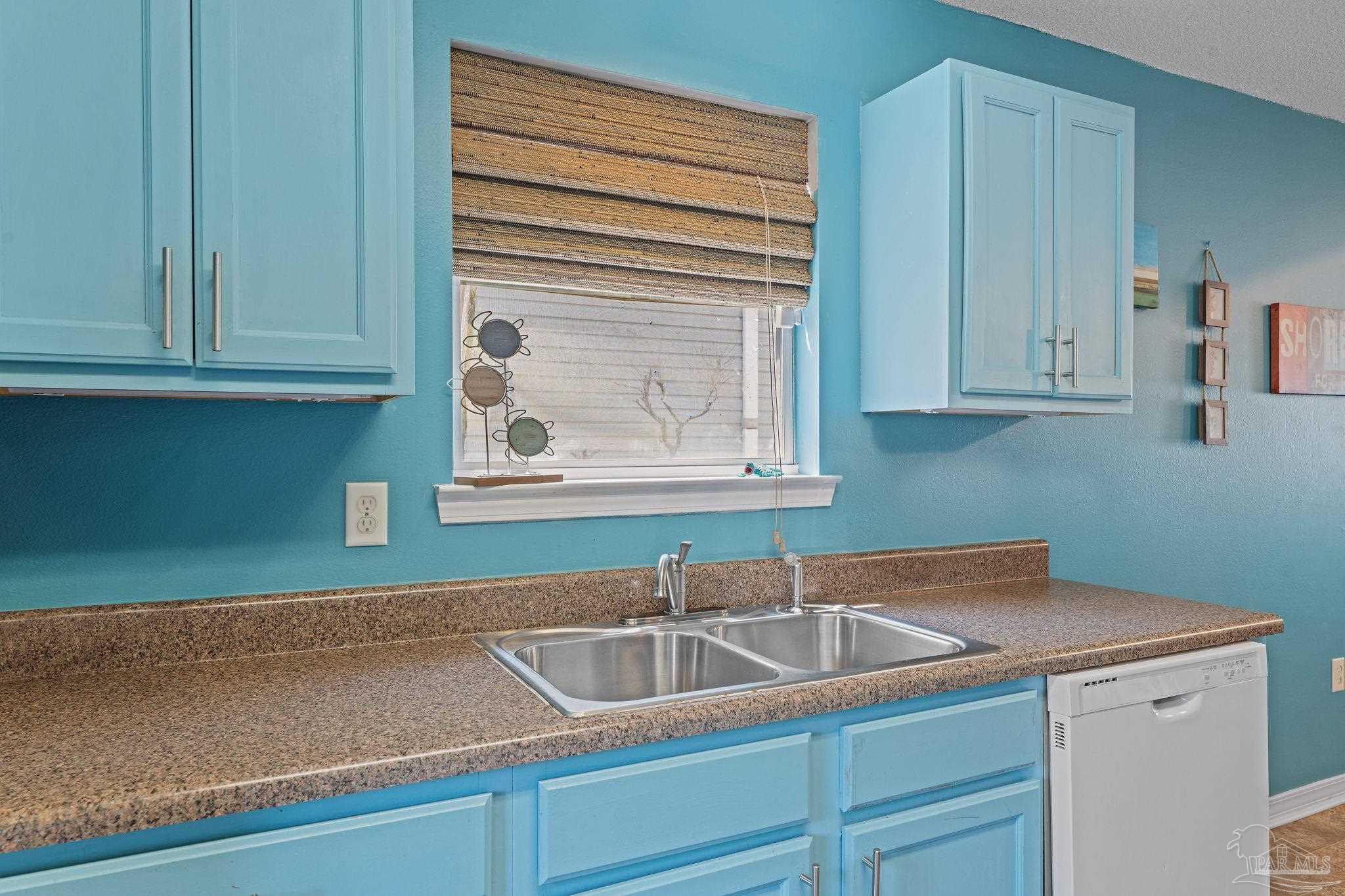 2138 Tom St # 2138 Navarre FL 32566