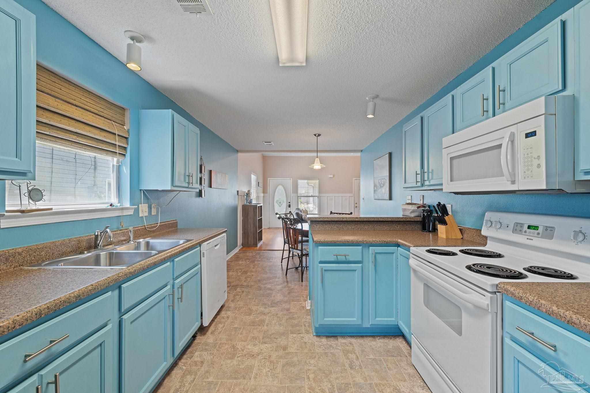 2138 Tom St # 2138 Navarre FL 32566